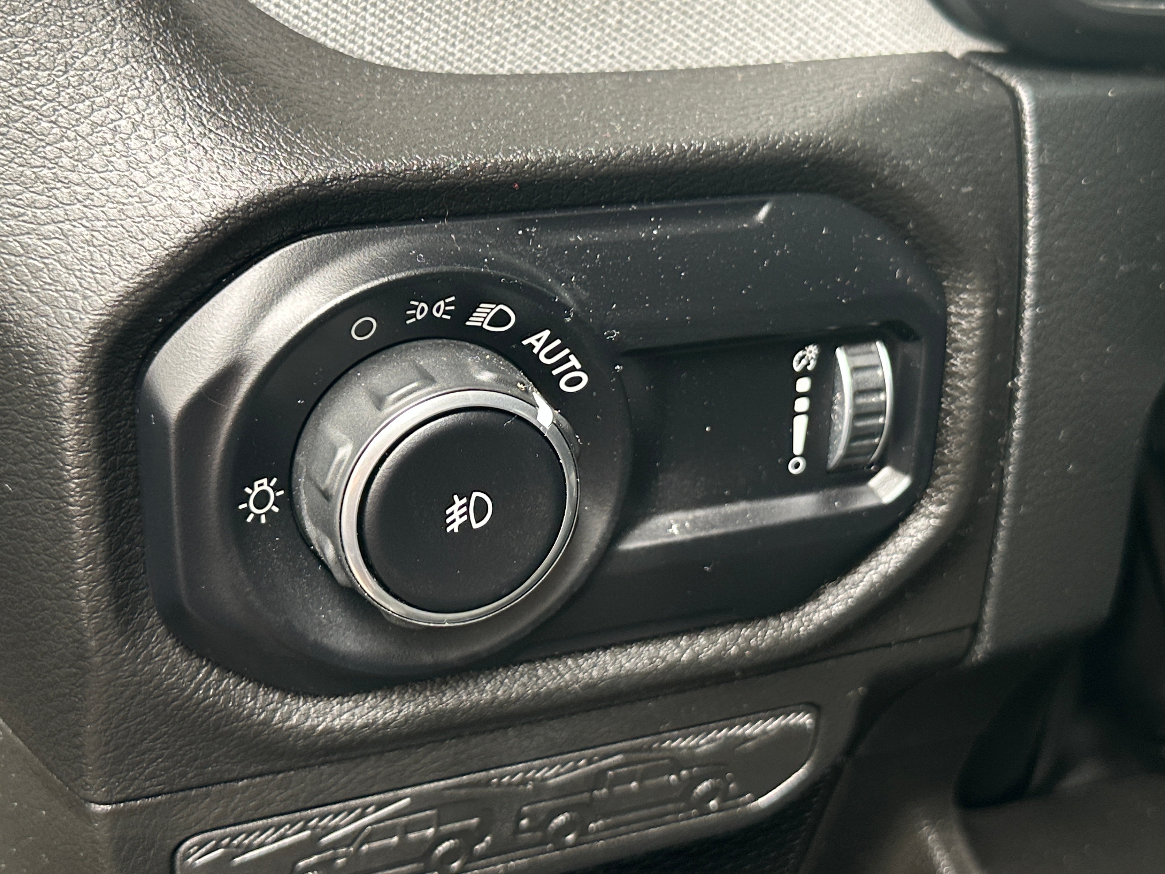 jeep wrangler 4-door 2024 1C4PJXDGXRW246026 image jeep wrangler 4-door 2024 1C4PJXDGXRW246026 image